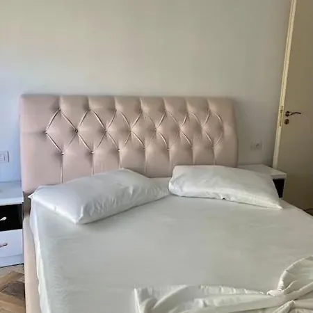 In Vlorë